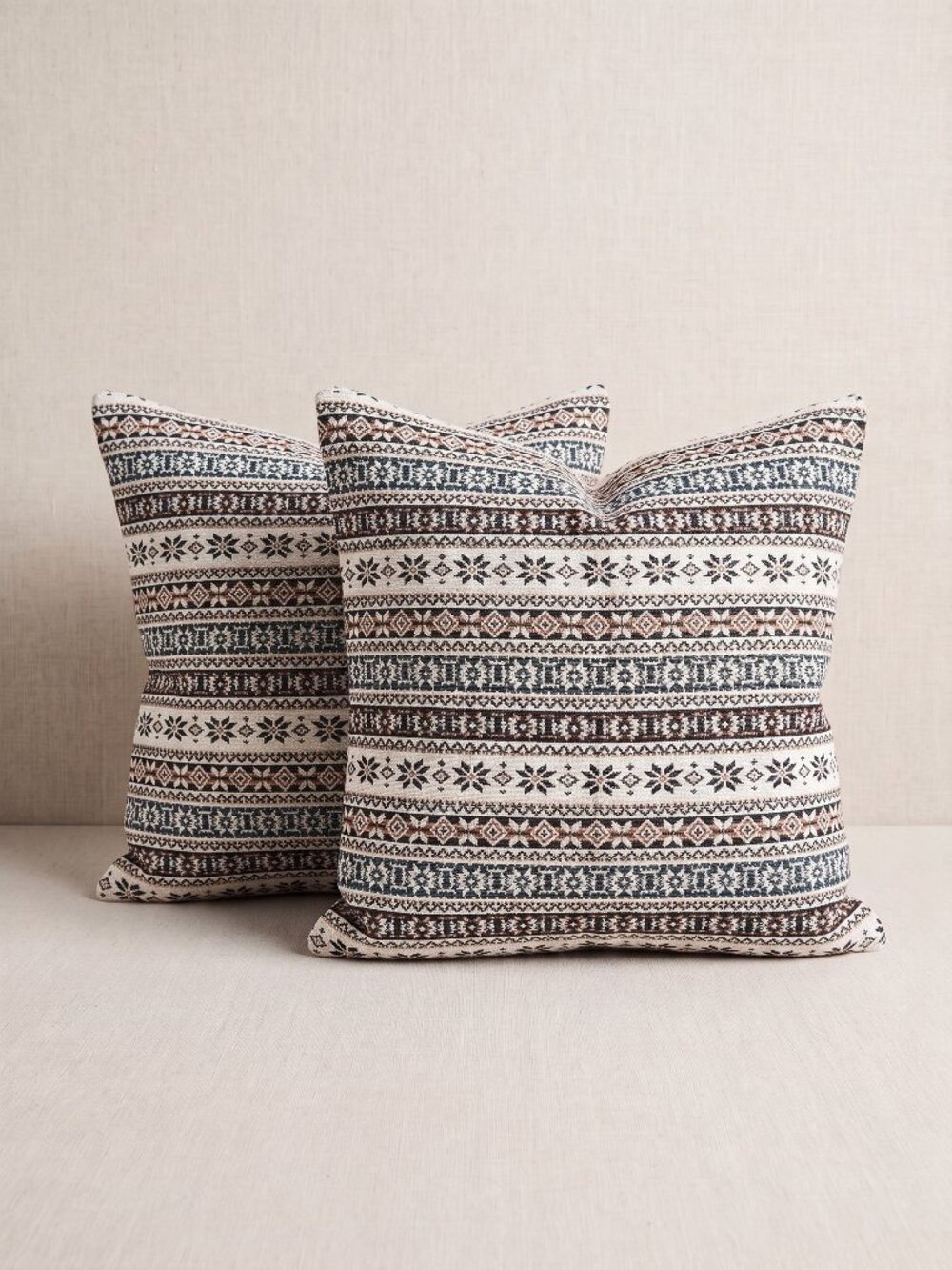NWOT Set of 2 Aztec Fair Isle Snowflake Boho Throw Pillow Cushion Covers 18"x18"
